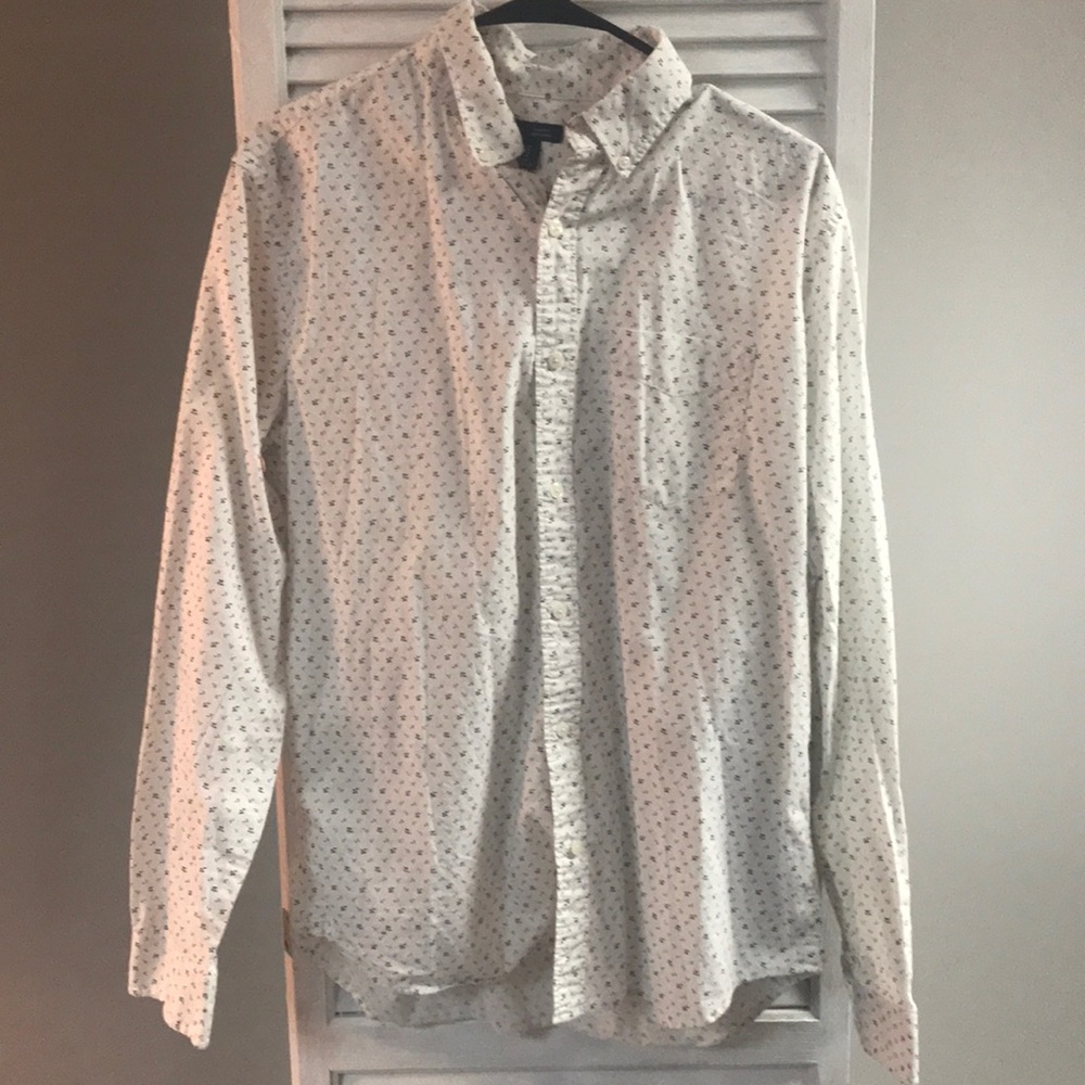 Gap Button Up